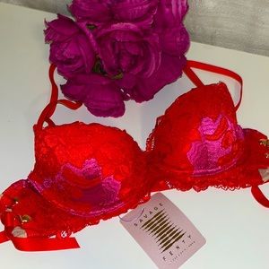 Rihanna’s Savage x Fenty laced padded bra Berry Red Make me blush 2Tone 32A